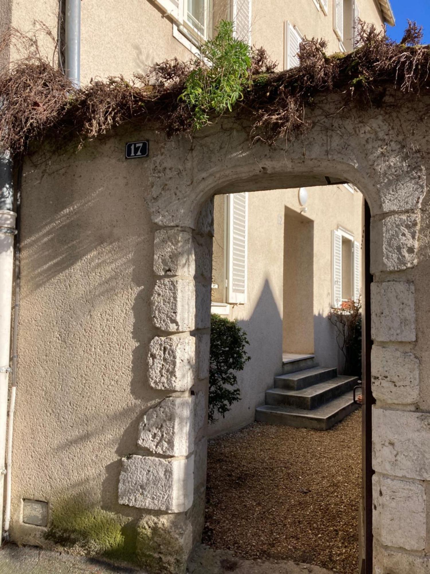 T3 De 55M2 Au Centre De Chartres Avec Parking Exterior foto